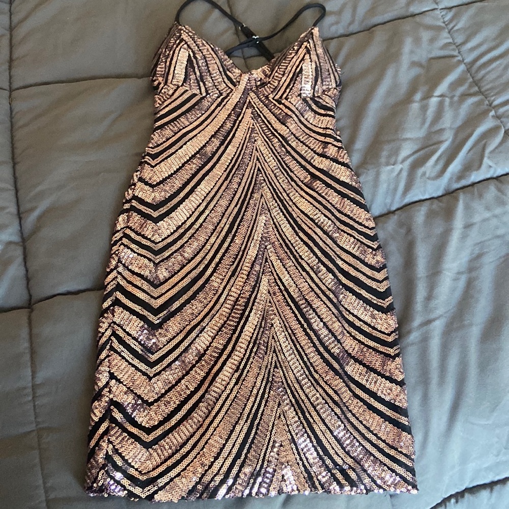 Sparkly mini sequin dress Windsor